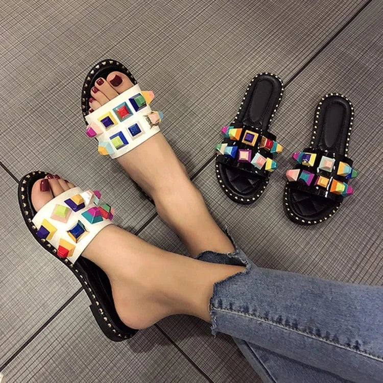Hot Sale Women Candy Colors Stud Flats Sandals Female Summer Casual Flip Flops Slippers