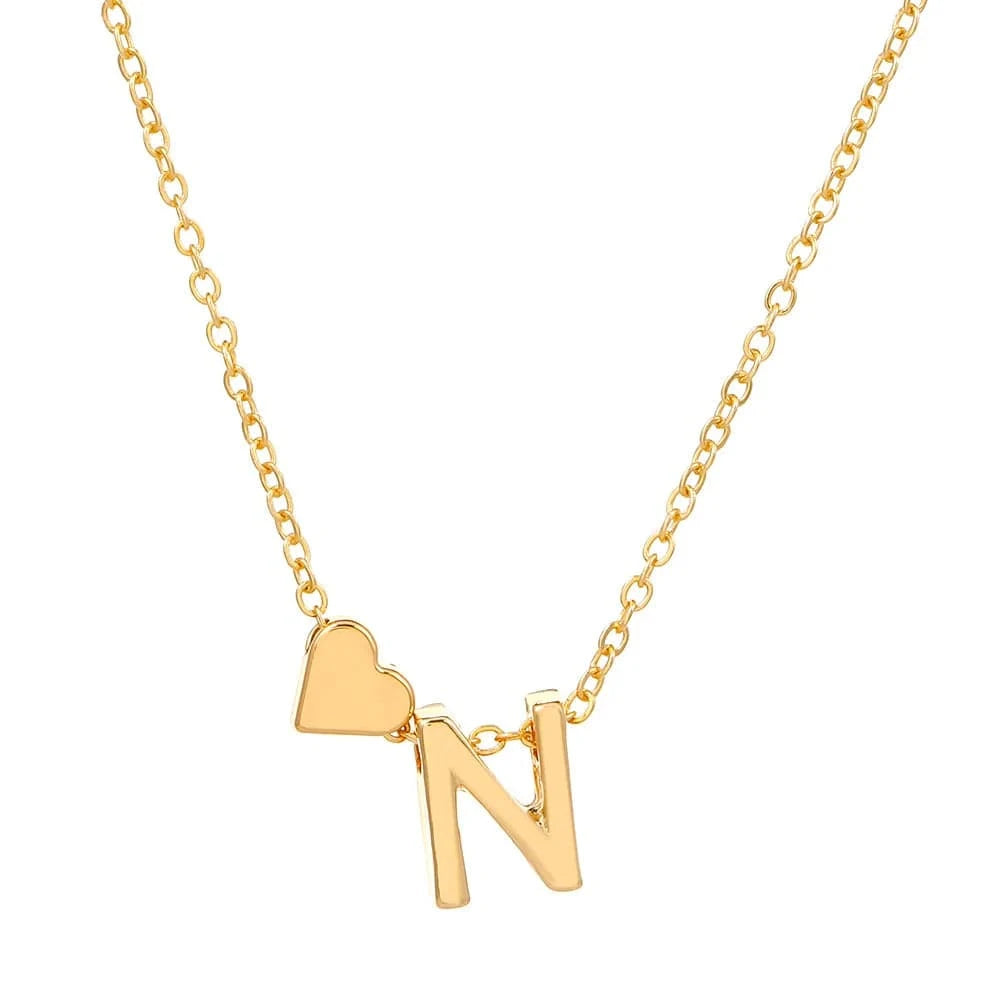 Hot selling new fashion heart-shaped 26 letters a to z simple pendant necklace creative heart-shaped clavicle chain best gift
