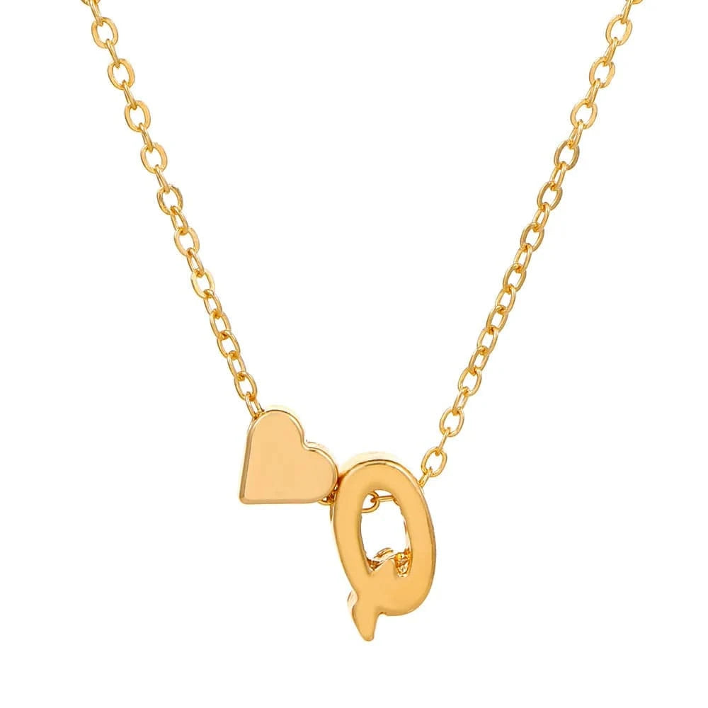 Hot selling new fashion heart-shaped 26 letters a to z simple pendant necklace creative heart-shaped clavicle chain best gift
