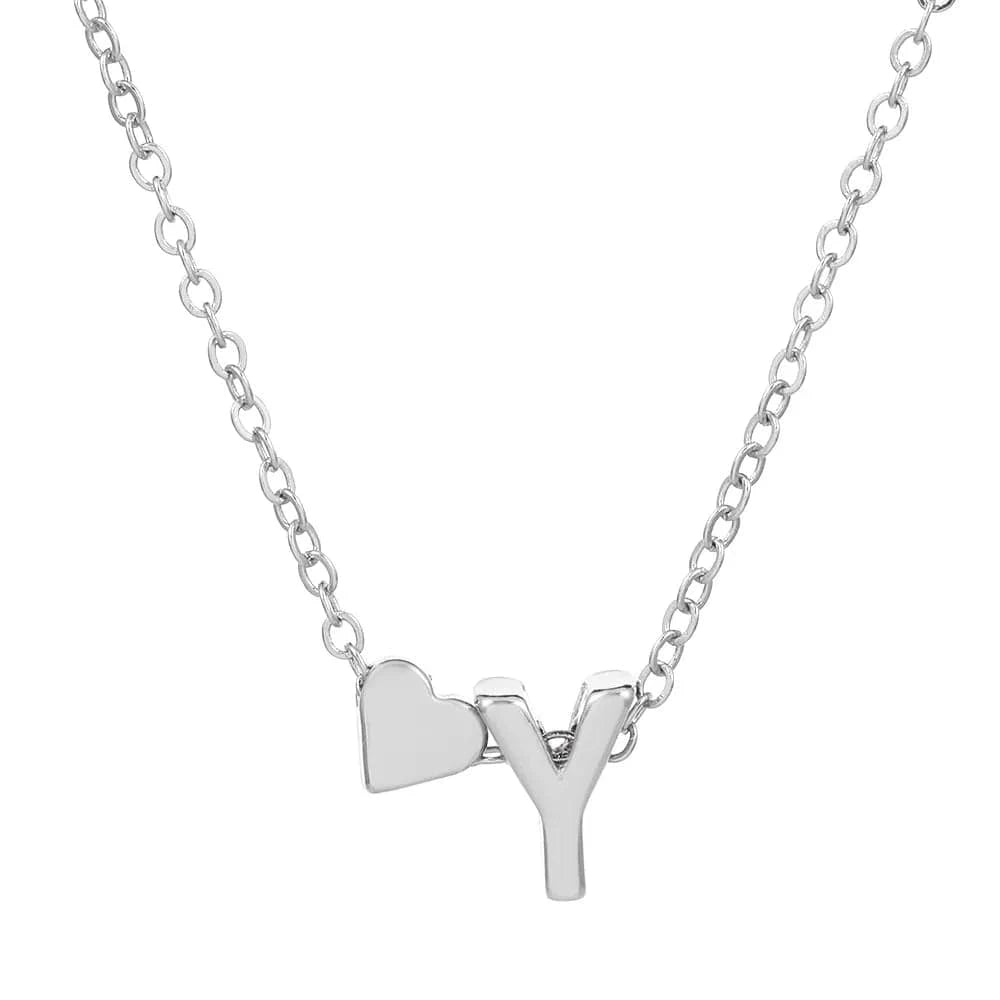 Hot selling new fashion heart-shaped 26 letters a to z simple pendant necklace creative heart-shaped clavicle chain best gift