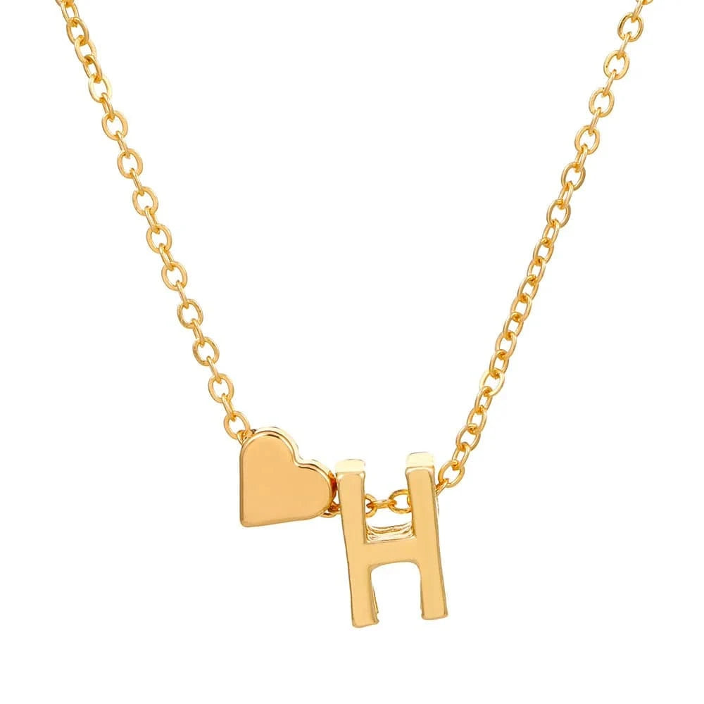 Hot selling new fashion heart-shaped 26 letters a to z simple pendant necklace creative heart-shaped clavicle chain best gift