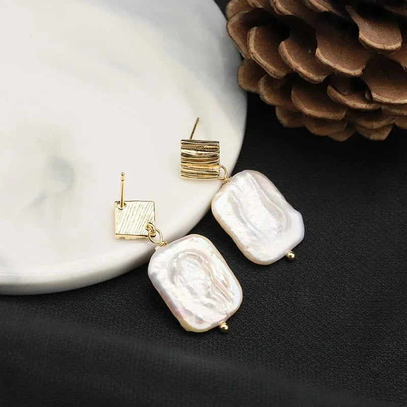 Hotsale Cheap Instagram Bee Earrings 18k Gold Plated Pearl Drop Earrings For Women Lovely Fine Jewelry Wholesale