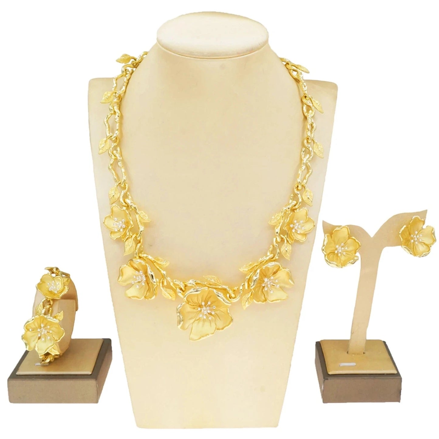 HV21093635 Beautiful Flower Design Jewelry For Women Gold Plated Dubai jewelry Set 4 pieces Jewelry Necklace Earrings Ring Bracelet Sets