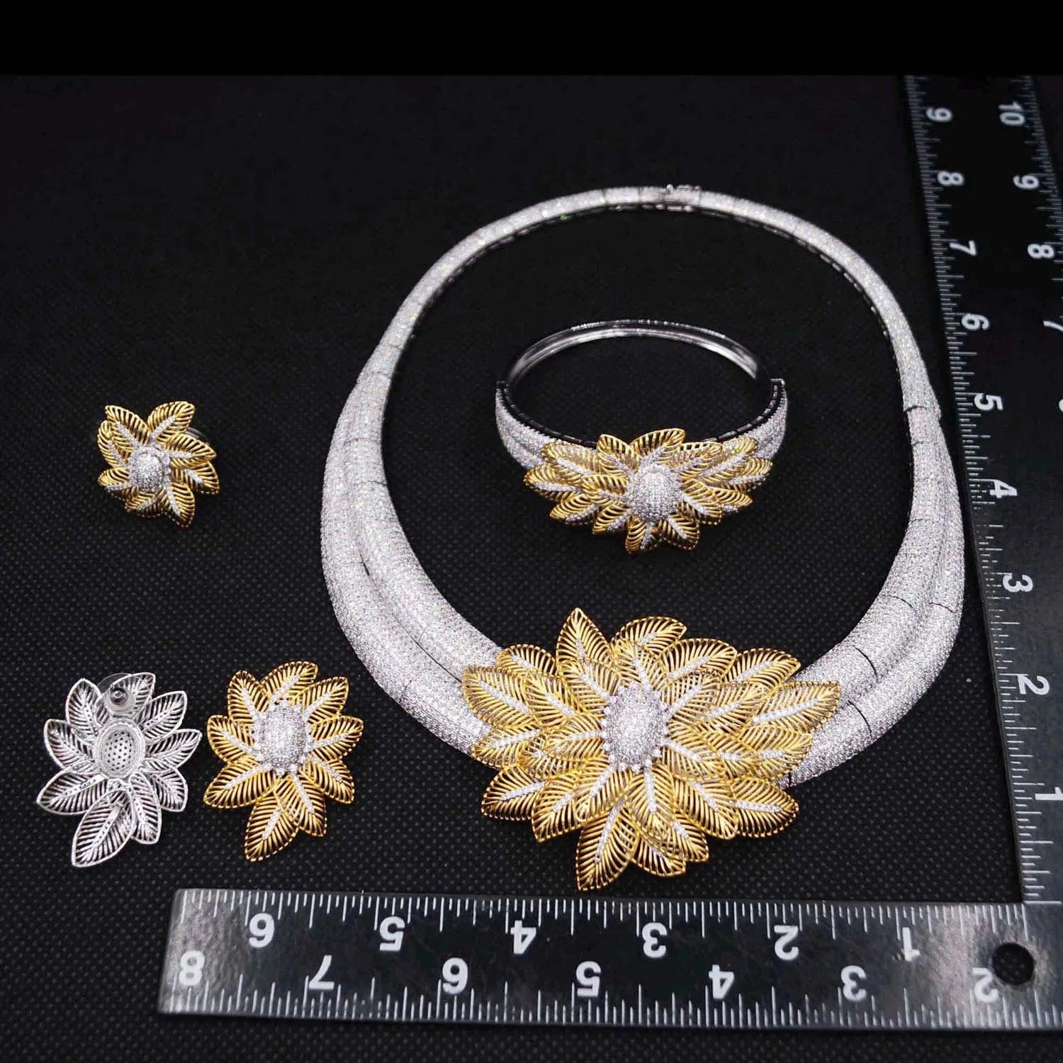 HZ23050210 Nigeria Wedding Jewelry Set Four Piece Bridal Zirconia Dubai Jewelry Sets Luxury 2023 New Fashion Zircon Necklace Set jewelry