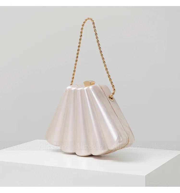 Ivory / L19.5xW5.5xH13.5cm Alizekerr Fan-shaped Acrylic Box Evening Bags Women Luxury Designer Elegant Metal Chain Clutch Purses And Handbags Wedding Party