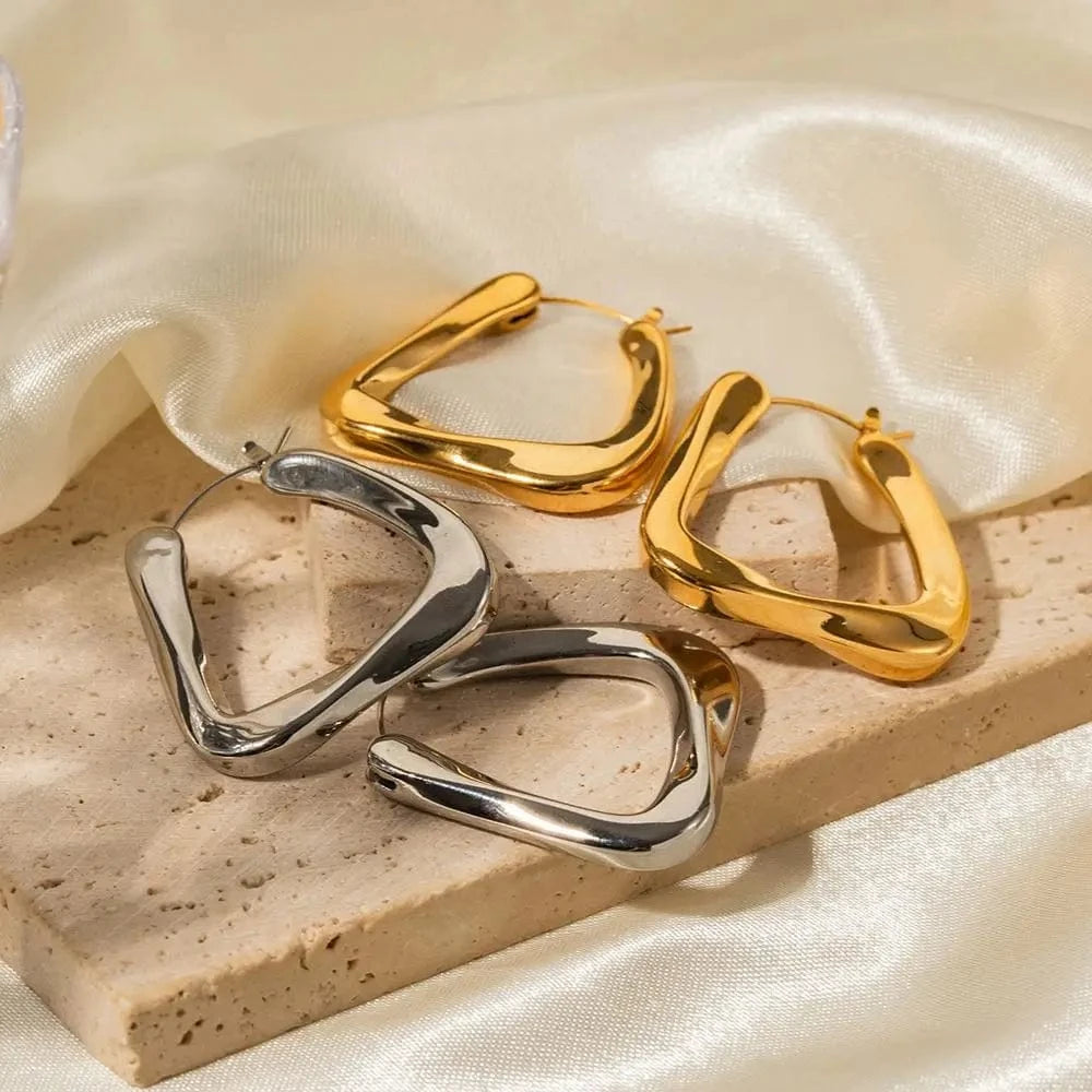 JDE2304024 E2063 18K PVD Gold Plated Earrings Jewelry Gift Stainless Steel Irregular U Shaped Geometric Earrings for Women