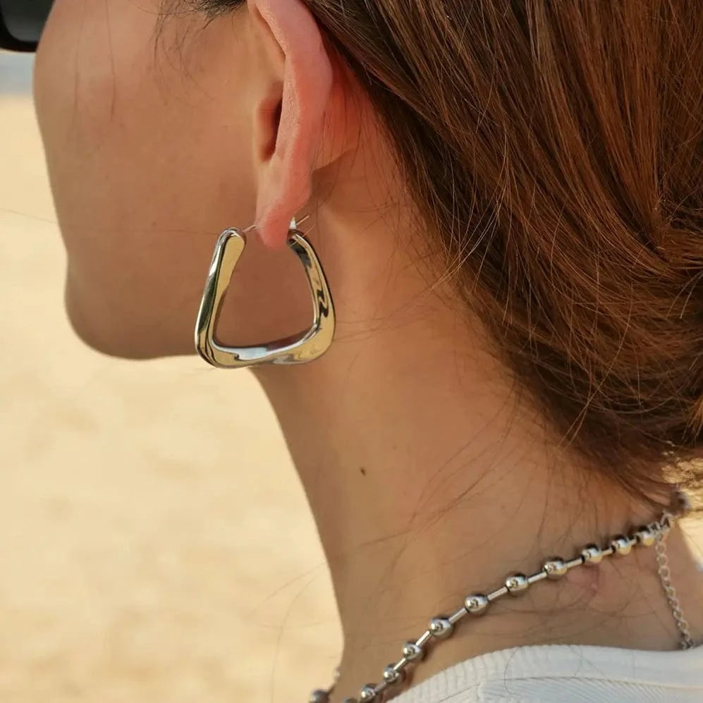 JDE2304024 E2063 18K PVD Gold Plated Earrings Jewelry Gift Stainless Steel Irregular U Shaped Geometric Earrings for Women