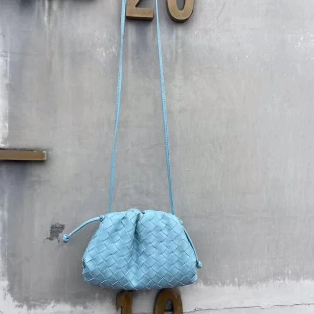 L / blue Trend 2024  Lightweight Woven Purses Clutch Designer Handbags Collection Ladies Luxury Bags Top Quality Dumpling Cloud Bag Jodie