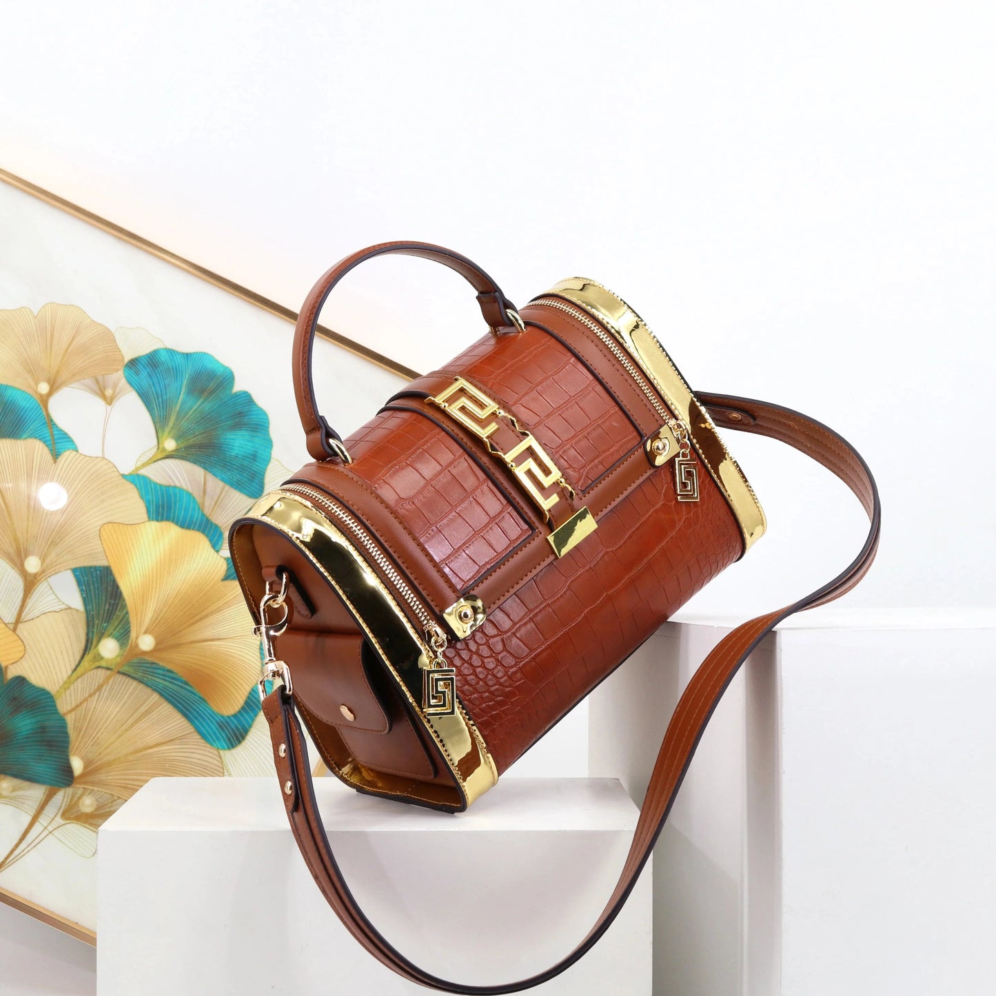 L28.5*W15*H21 HANDLE10 CM / 260416 brown top products crocodile women' handbag pillow ladies bag fashion designer handbag quality female shoulder super handbags factory