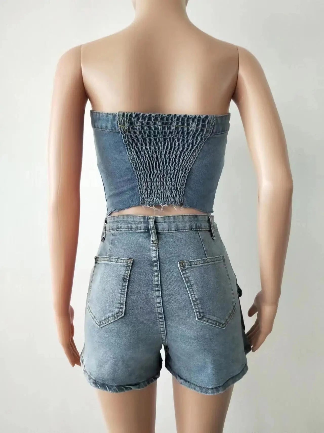 Ladies 2023 Trending Jeans Shorts Two Piece Outfits Stretch Jean Tube Top with Denim Cargo Skorts 2 Piece Set for Women