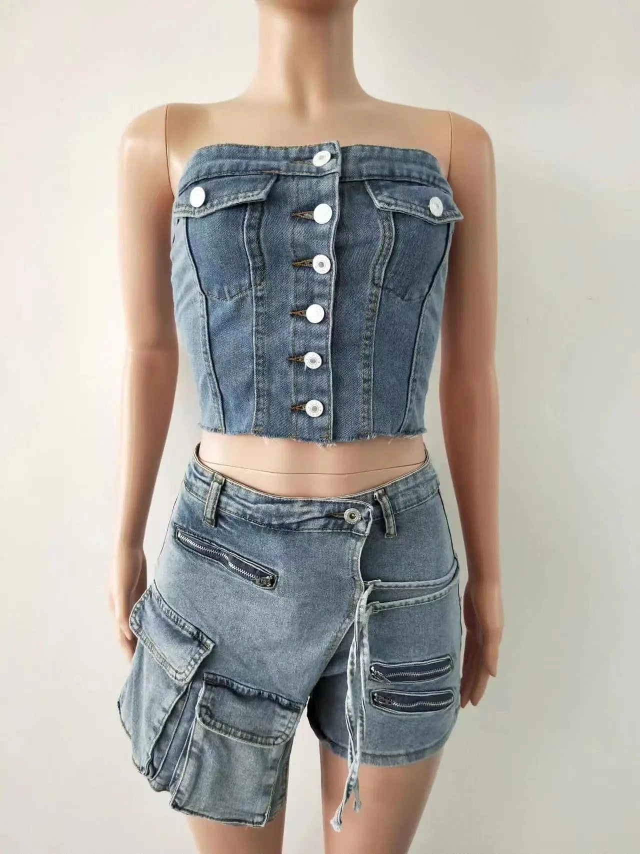 Ladies 2023 Trending Jeans Shorts Two Piece Outfits Stretch Jean Tube Top with Denim Cargo Skorts 2 Piece Set for Women