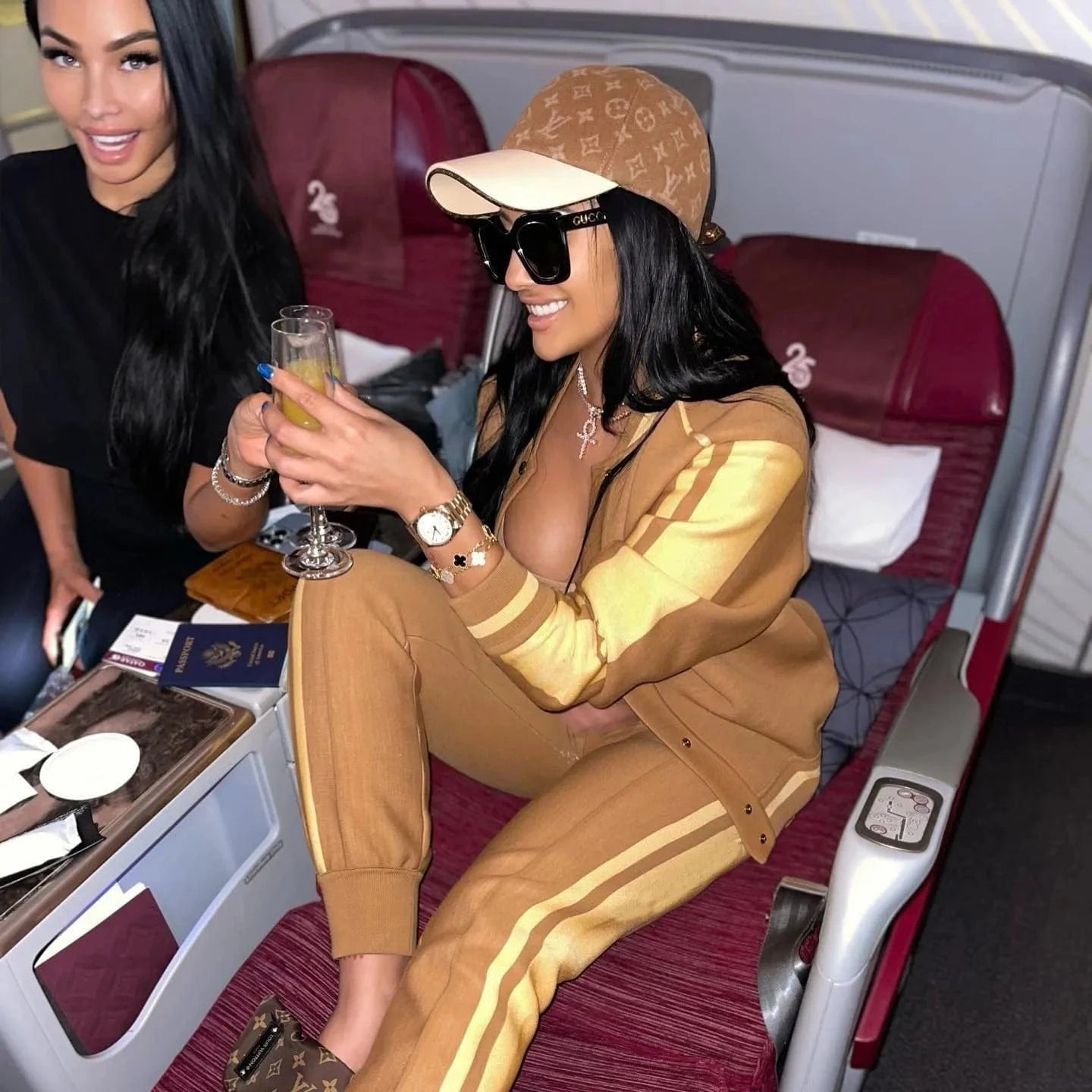 Ladies Fall Jackets 2022 Women Long Sleeve Coats Winter Streetwear Jacket Varsity Letterman Fleece Jacket