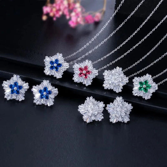 Ladies Fashion Jewelry 3a Cubic Zirconia Snow Flower Pendant Necklace and Stud Earrings Sets for Women Gift