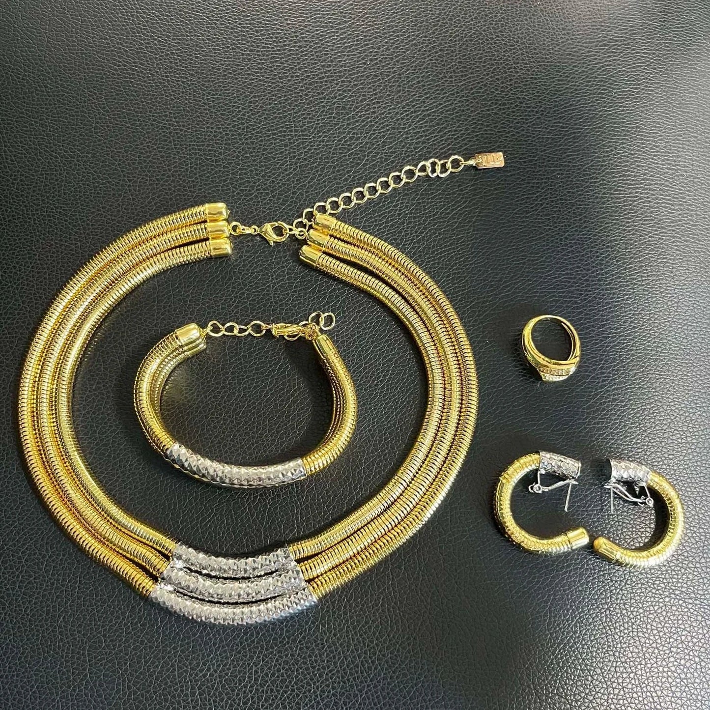 Latest Hot Sale Popular Wedding Party Gift Birthday Brasil Dubai Jewels Gold Plated necklace bracelet earrings ring jewelry