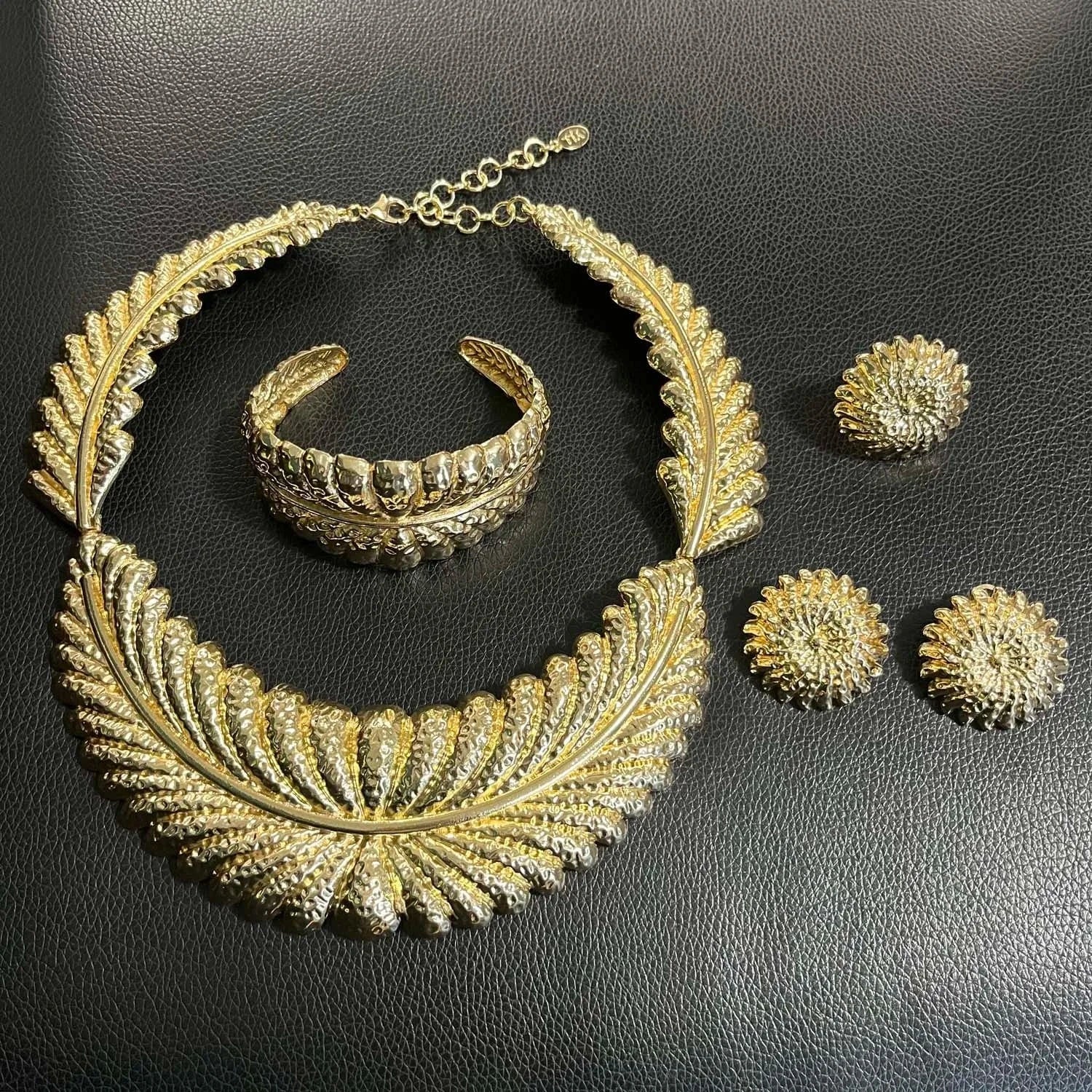 Latest Hot Sale Popular Wedding Party Gift Birthday Brasil Dubai Jewels Gold Plated necklace bracelet earrings ring jewelry