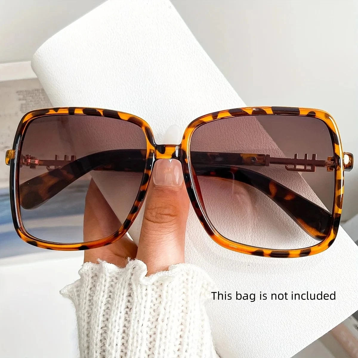 Leopard Retro 1970s Oversized Square Fashion Glasses - Blue & Pink Gradient Lenses, Metal Frame Unisex Fashion Glasses for Women