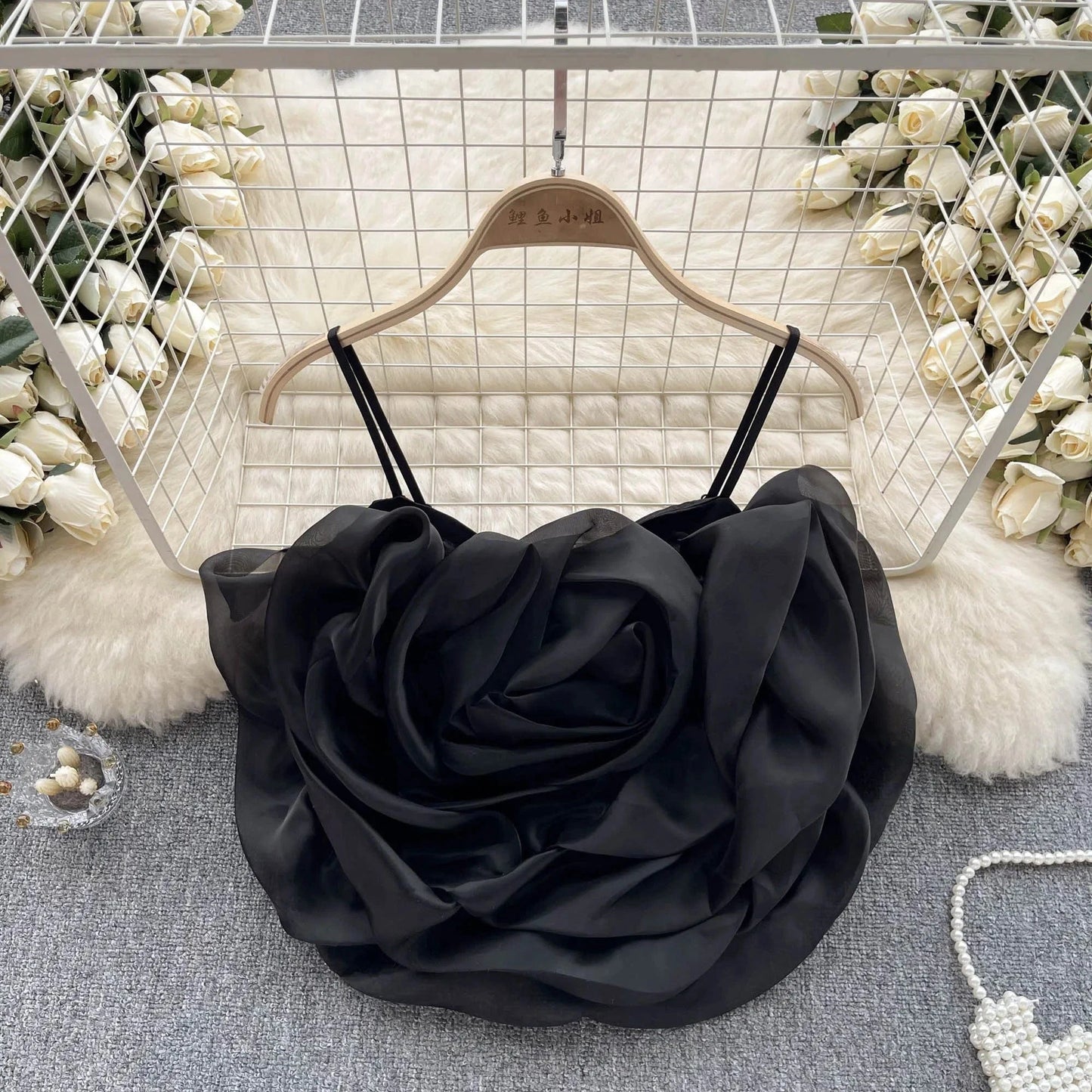 Liu Ming 2024 Hot Products Women's Sexy Party Flower Camisole Casual Short Suspender Vest Breathable Solid Pattern