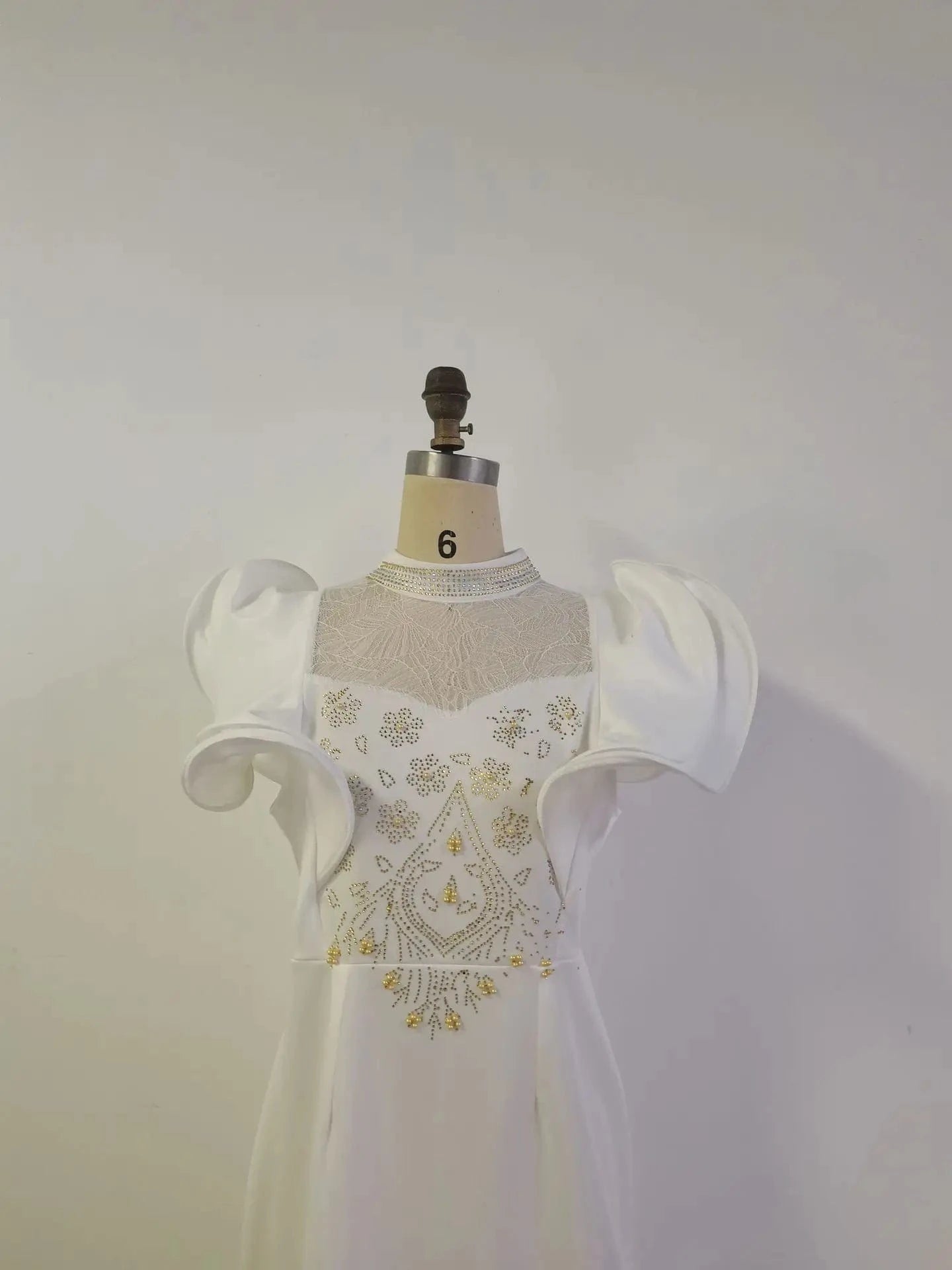 Liu Ming Hot Selling Summer Fashion 2024 Trends Elegant African Women Sleeveless Polyester White Knee Length Dress