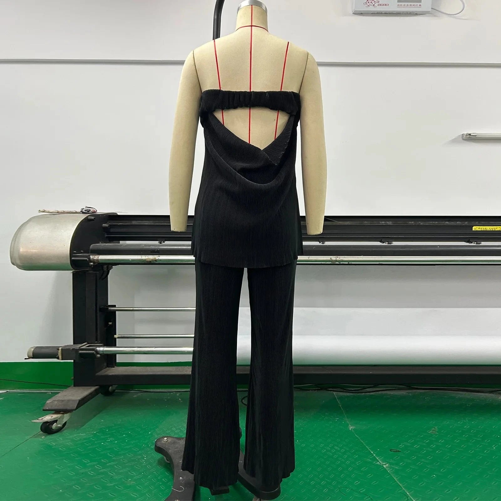 Liu Ming New Arrivals Products Women Summer Sexy Tube Top Solid Color Two Piece Elegant Long Trousers Set