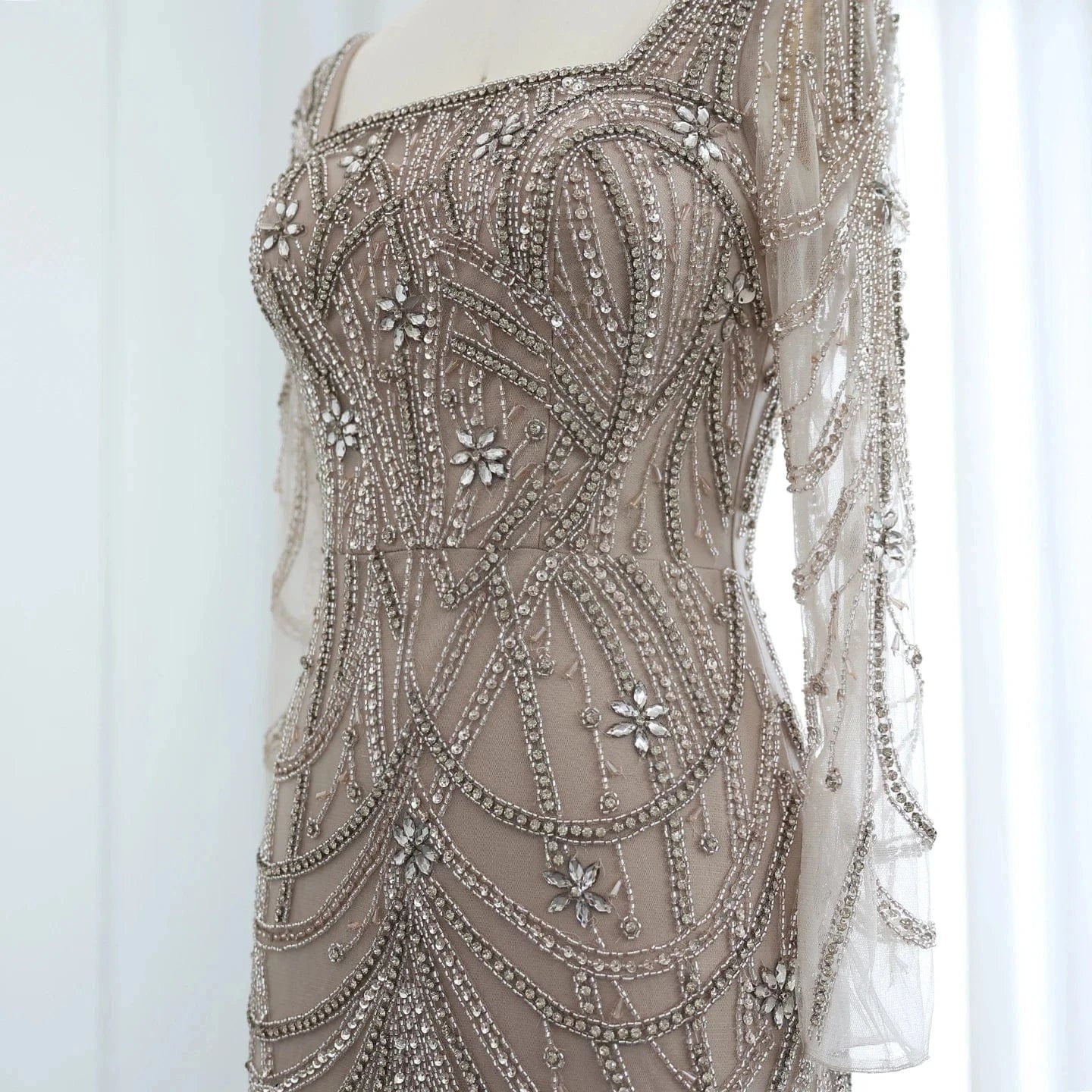 LSCZ195 New Arrivals Sparkly Beading Dress Sleeveless Celebrate Activity High Slit Dress Evening Women