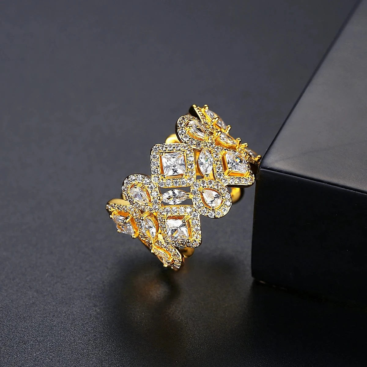 LUOTEEMI Geometry Glitter Cubic Zirconia Wedding Open Rings for Elegant Women Engagement Party Jewelry Rings Jewelry Women