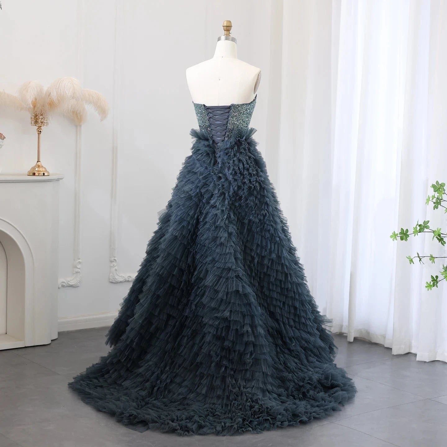Luxury Beaded Blue Ball Gown Evening Dress 2024 Elegant Strapless Ruffles Sweet Girls Birthday Party Dresses SZ179-2