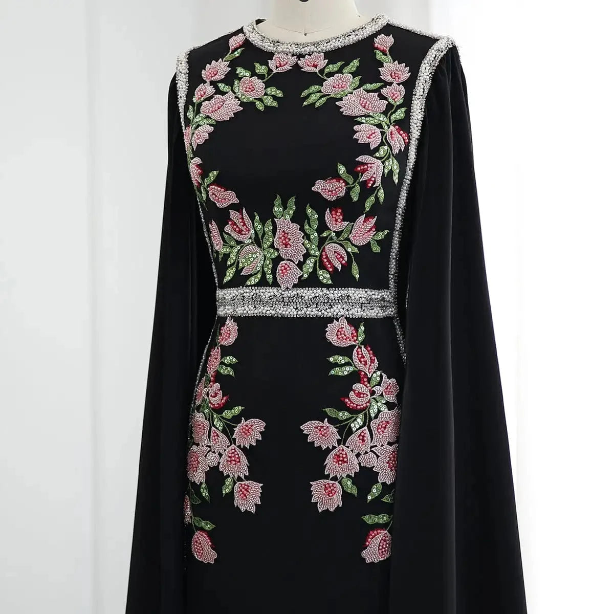 Luxury Embroidered Beaded Black Evening Dress With Cape Sleeves Dubai Women Wedding Party Gowns LSZ487