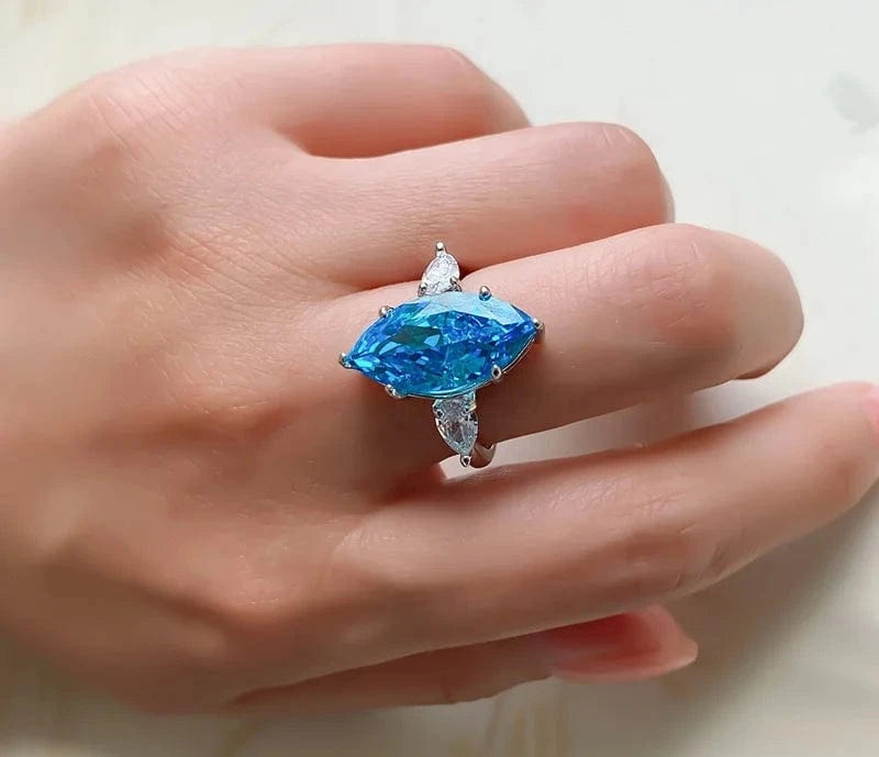 Luxury S925 Sterling Silver Jewelry High Carbon Diamond Radiant Cut Aquamarine Ring Eternal Wedding Ring Female Jewelry