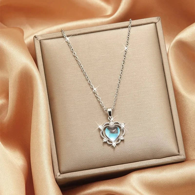 Luxury Shiny Stainless Steel 18k Gold Zircon Heart Butterfly Pendant Necklace Women Boutique Pearl Flower Leaf Necklace for Gift