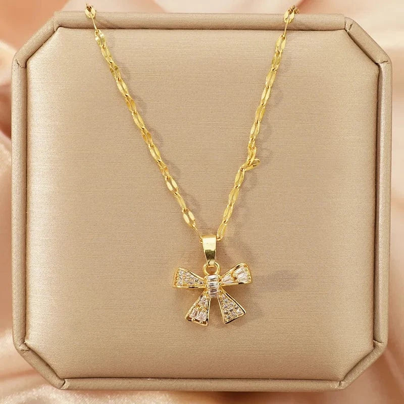 Luxury Shiny Stainless Steel 18k Gold Zircon Heart Butterfly Pendant Necklace Women Boutique Pearl Flower Leaf Necklace for Gift