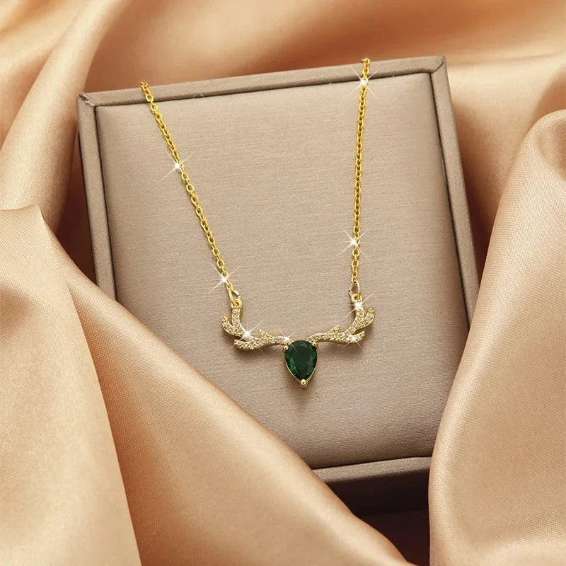 Luxury Shiny Stainless Steel 18k Gold Zircon Heart Butterfly Pendant Necklace Women Boutique Pearl Flower Leaf Necklace for Gift