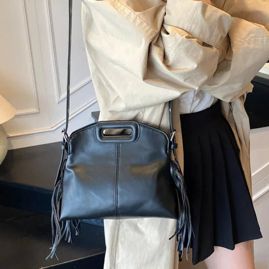 Luxury Tassel Lady Clutch With Adjust Shoulder Strap Large Capacity Shoulder Crossbody Bag Korean Fashion Versatile Dumpling Bag - SN Wigs & More