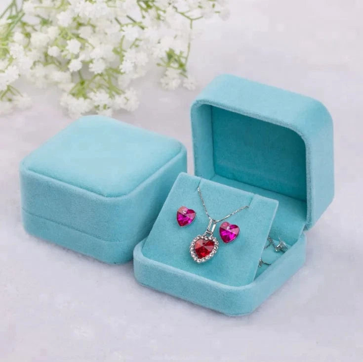 Luxury velvet square jewelry boxes Multicolor accept custom logo velvet jewelry package wholesale jewelry box