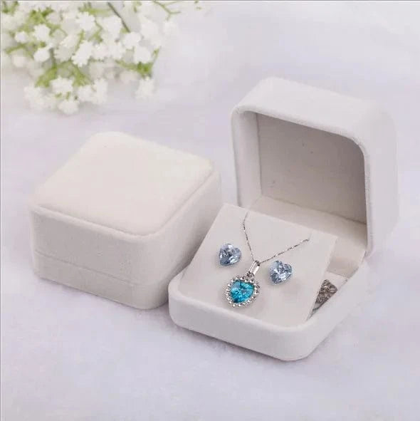 Luxury velvet square jewelry boxes Multicolor accept custom logo velvet jewelry package wholesale jewelry box