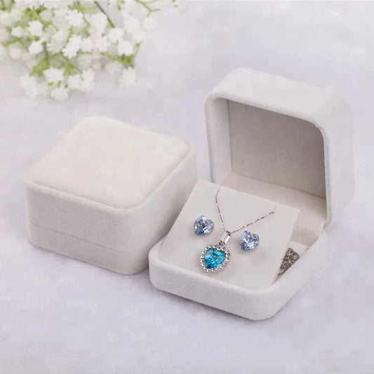 Luxury velvet square jewelry boxes Multicolor accept custom logo velvet jewelry package wholesale jewelry box