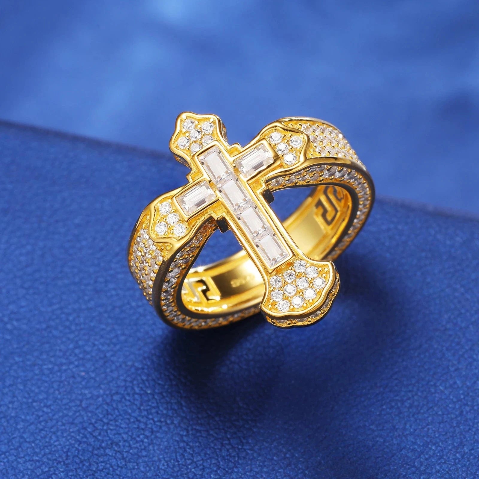 Luxury Wedding Jewelry Couple Lucky Clover Ring 925 Sterling Silver Pink Water Drop VVS Moissanite Diamond Iced Out Cross Ring