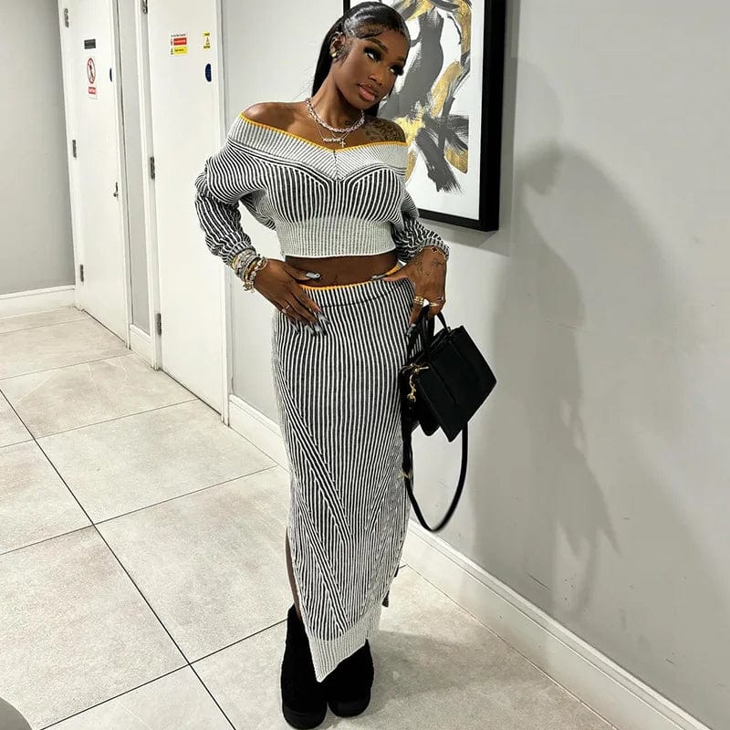 M / 1 2024 Spring New Chic High Quality Sexy Off The Shoulder Long Sleeved Crop Top Matching Half Skirt Two-Piece Set