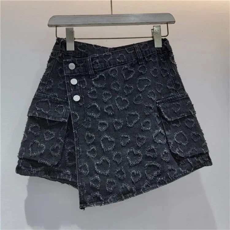 M / Black 2024 Summer New Fashion Women Denim Skirt Heart Jacquard Pockets Patchwork A-line High Waist Cargo Mini Skirt
