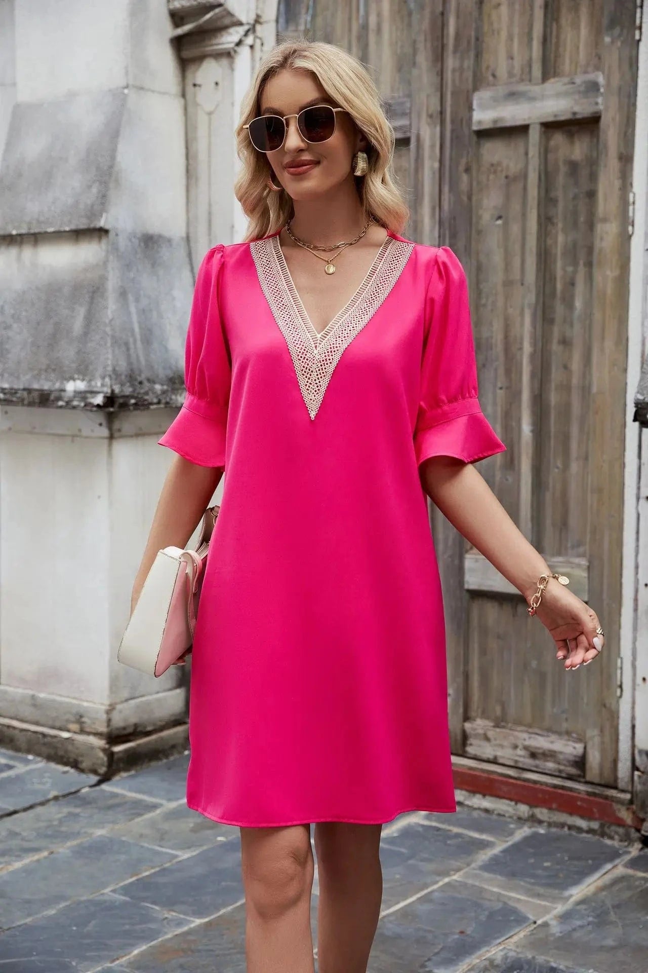 M / Red 2024 Europe and the United States summer new solid color V-neck  lace loose pleated five-quarter sleeve dress women