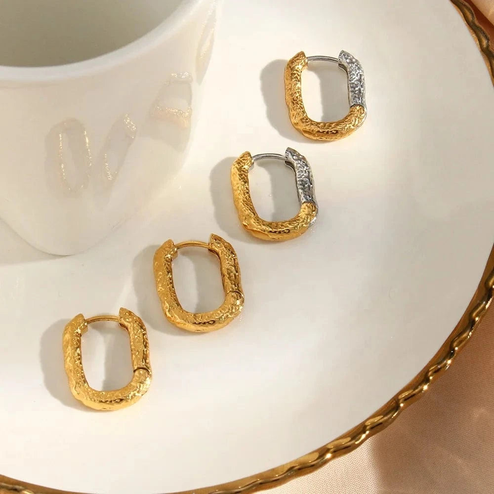 Matte Engraved Texture Stainless Steel Gold Plated U Shape Huggie Hoop Earrings 18k Gold Plated Jewelry