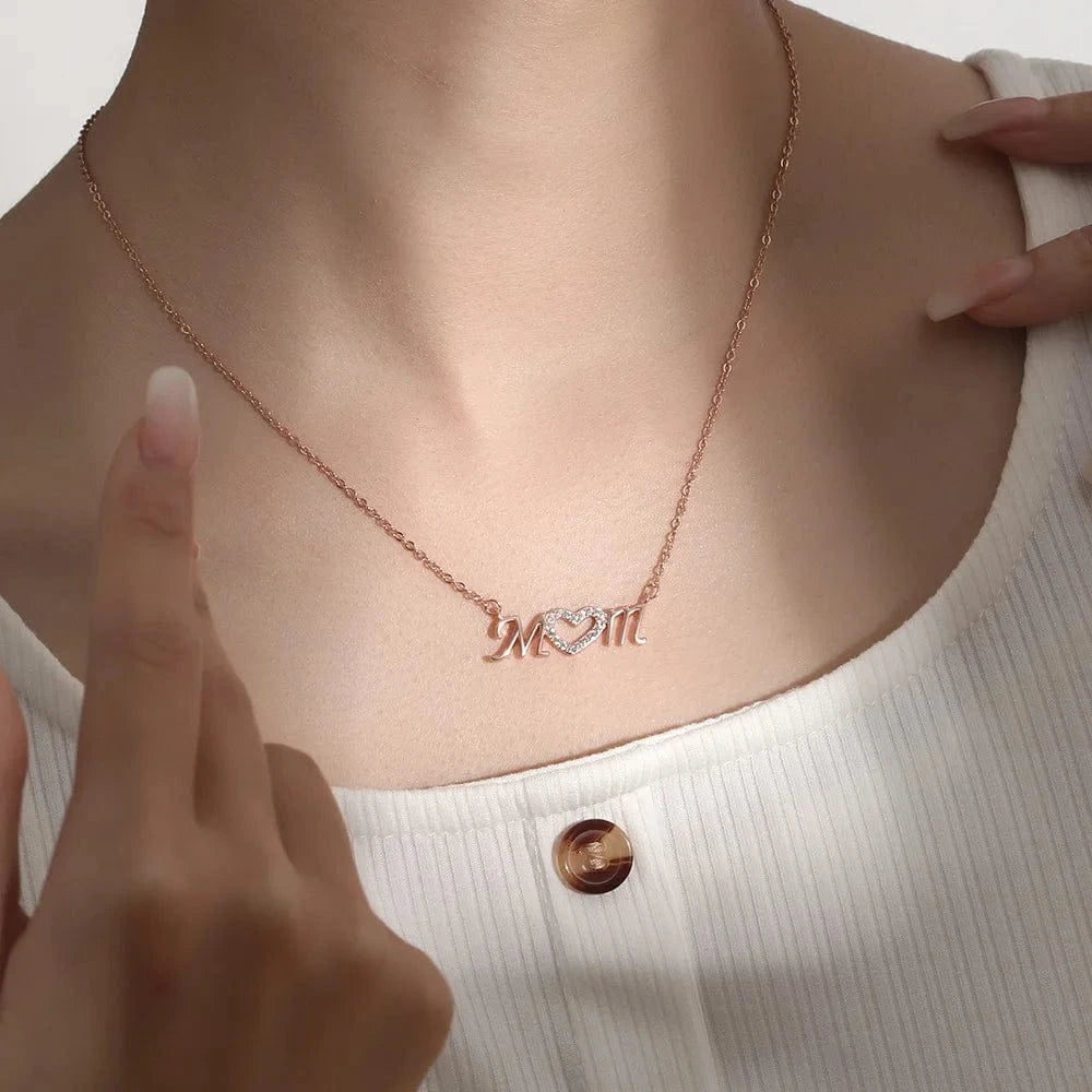 MD04 Mothers Day Gift Minimalism Jewelry Heart Inlaid Zirconia Mom Letter Pendant 925 Silver Necklace For Women Mama Birthday