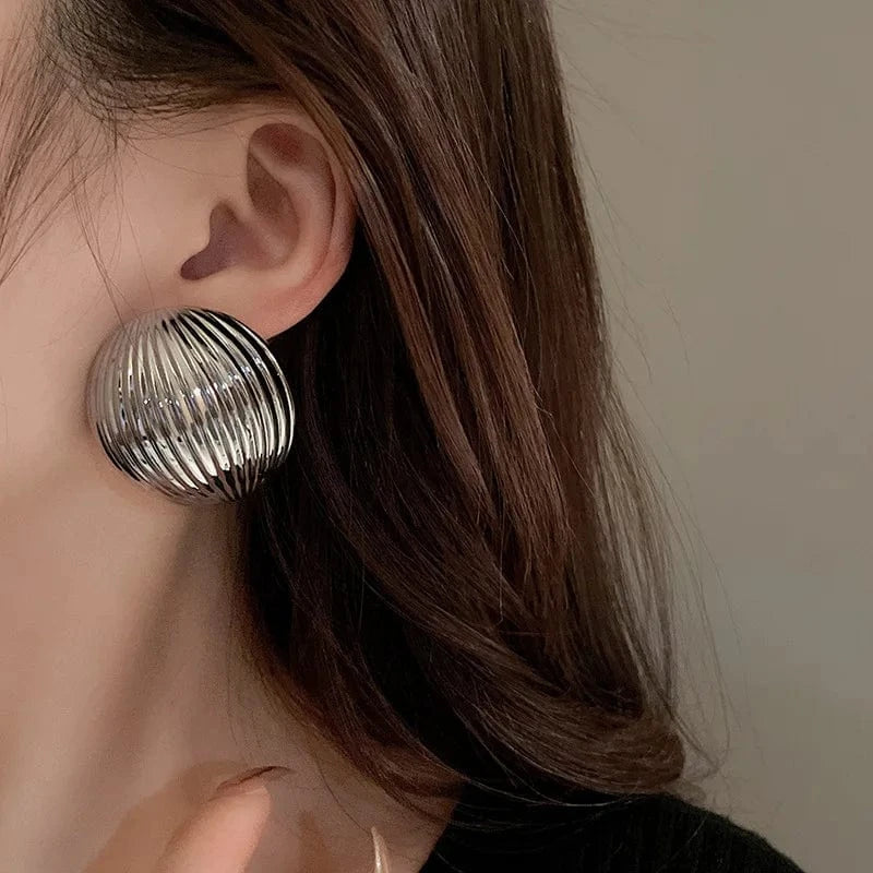 Metal Round Earrings Exaggerated Fashionable Style Geometric Jewelry Wholesale Girl