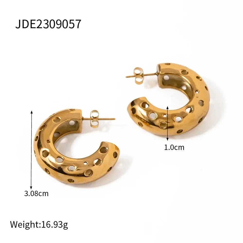 Minimalist / E1892 E1892 Unique Stainless Steel Gold Plated Earrings Women Luxury Big Hoop Hollow CC Earring Cuff