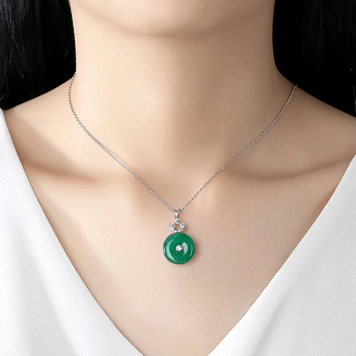 N19033006 LUOTEEMI Jade Necklace Jewelry Brass Link Cage Round Flower Zircon with Green Jade Pendant Necklace