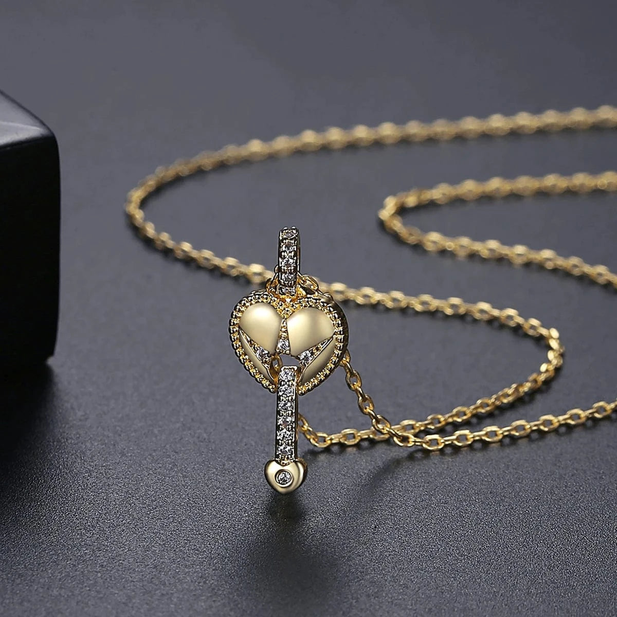 N20030310 LUOTEEMI Luxury Flower Zircon Necklace Women CZ Stone Gold Plated Jewellery Pendant Necklaces