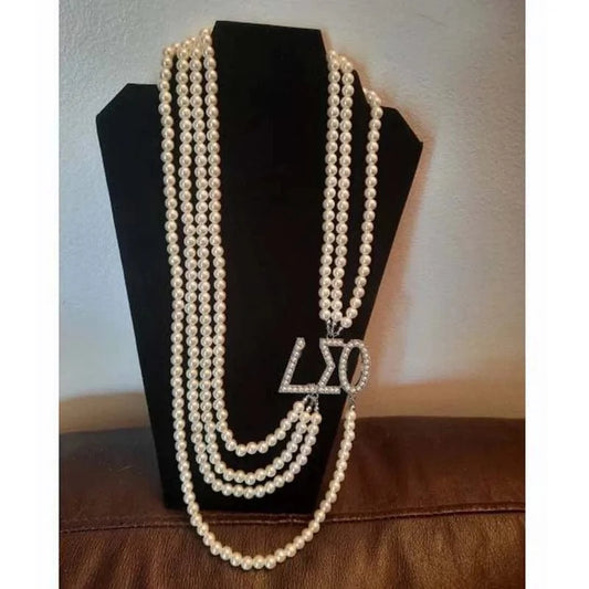 Necklace / big delta peark necklace Beyou Hotsale Large Charm Multi layers Greek Symbol Letter Delta Sorority Pearl necklace