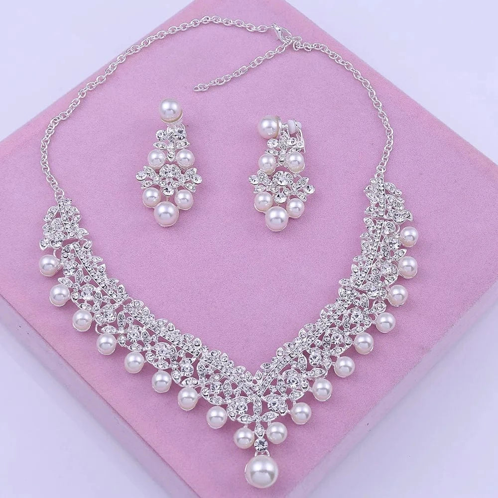Necklace&Earrings(Clip) 2023 Bride Headdress Wedding Accessories Three-piece Pearl Necklace Earrings Wedding Crown Tiara Necklaces Jewelry Set