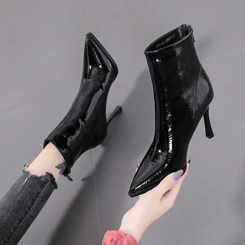 Net red versatile thin heel pointed middle boots autumn 2022 new black high heel short boots Martin boots