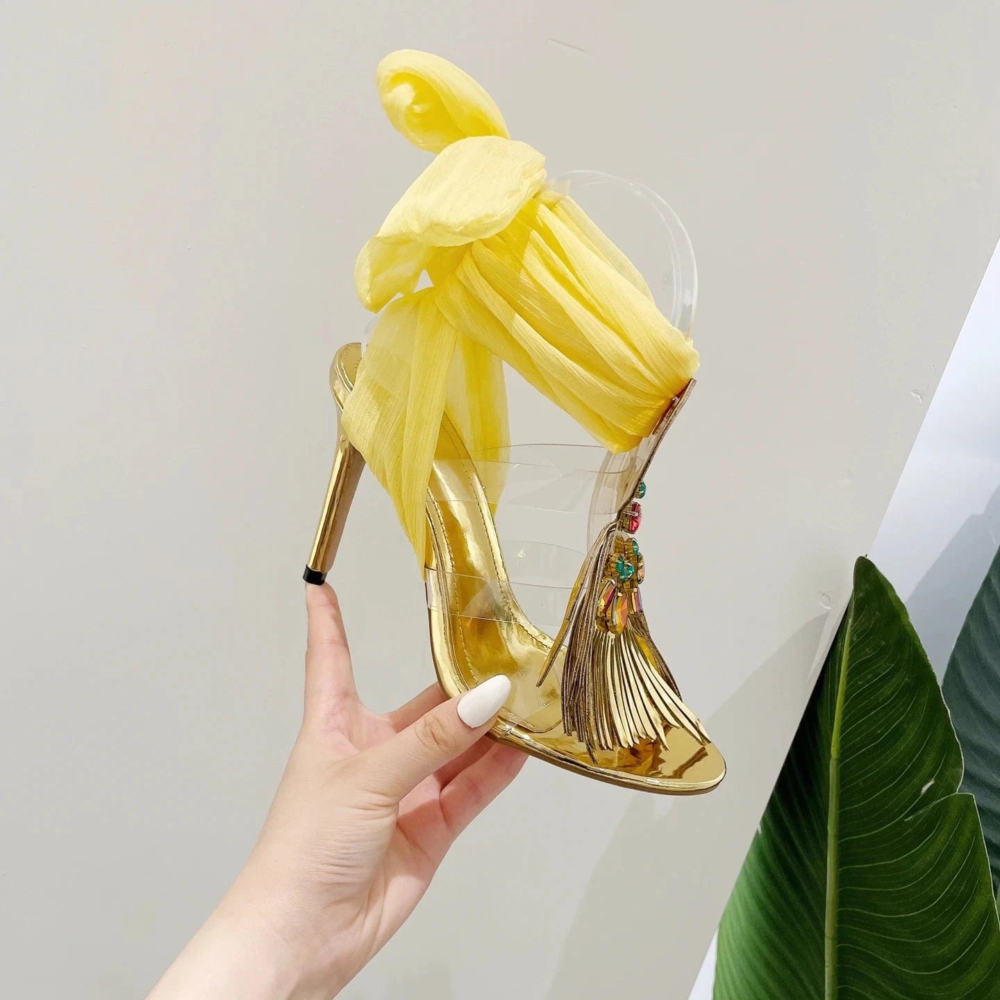 New Bow Knot Gold Sandals Ankle Buckle Peep Toe Stilettos Women High Heel Sandals Green Pink Red Summer Shoes For Women Sandals