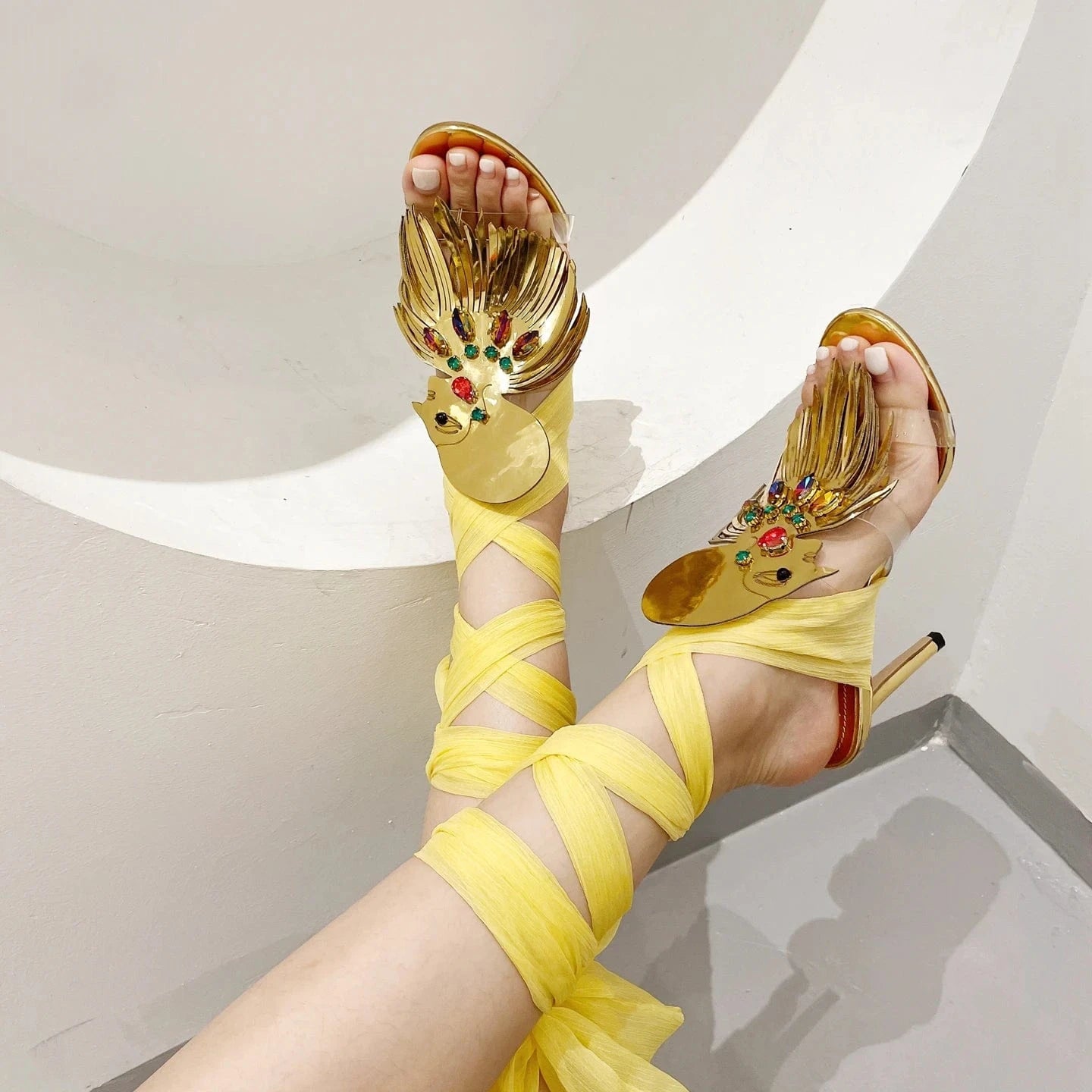 New Bow Knot Gold Sandals Ankle Buckle Peep Toe Stilettos Women High Heel Sandals Green Pink Red Summer Shoes For Women Sandals